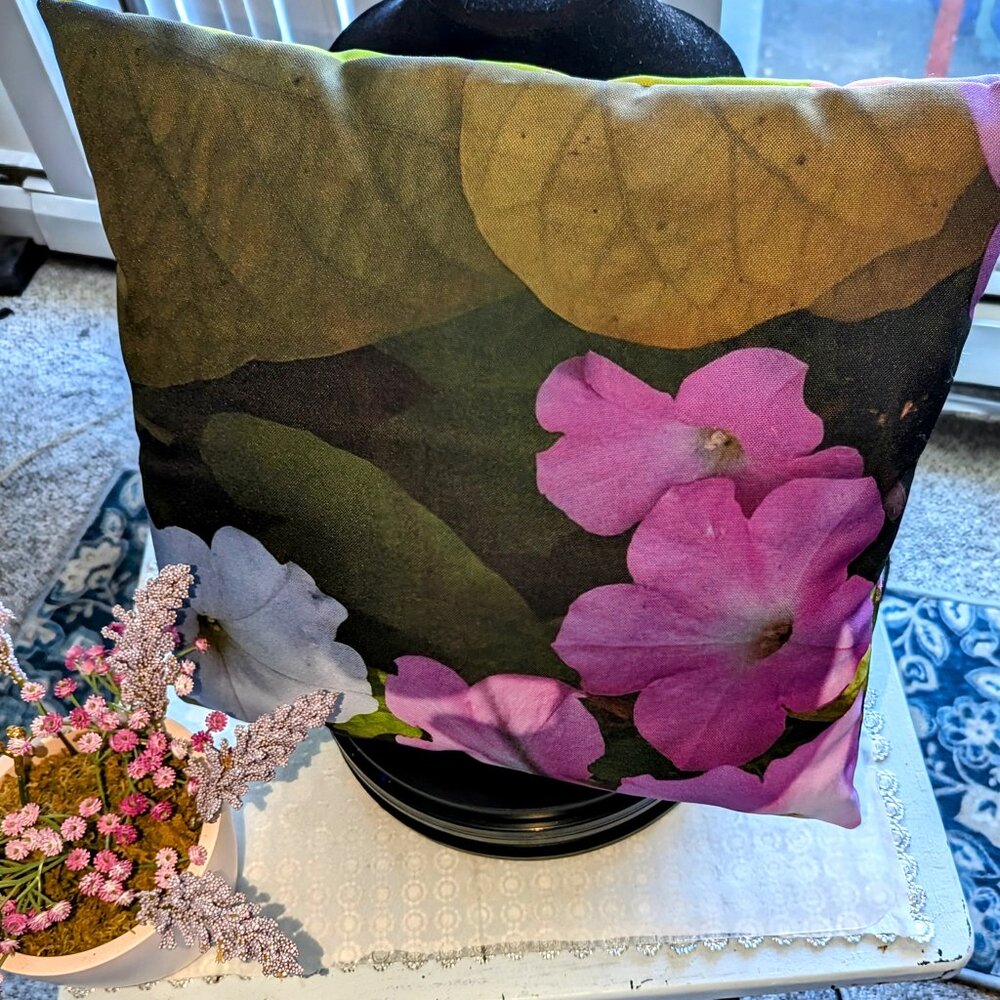 New floral throw pillow 15x16